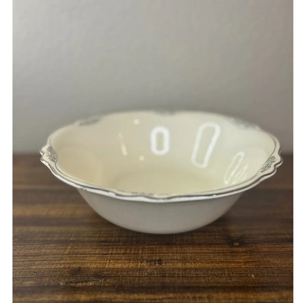 Homer Laughlin Virginia Rose Serving‎ Bowl Cream Floral Scalloped Edge